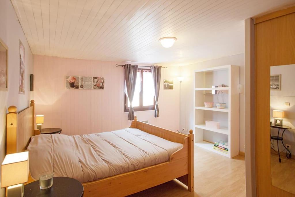 Appartement En Rez De Jardin Et Terrasse Ds Villa Hyères Kültér fotó